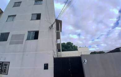 Imagem: A kitnet possui 1 Dormitório, 1 Banheiro, 1 Vaga na garagem