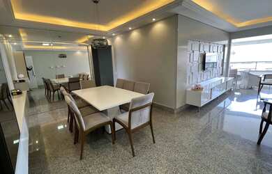 Imagem: O apartamento possui 4 Dormitórios, 4 Banheiros, 3 Vagas na