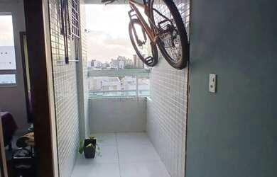 Imagem: O apartamento possui 1 Dormitório, 1 Banheiro, 1 Vaga na garagem