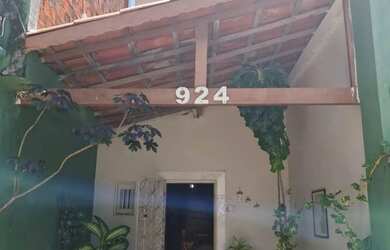 Imagem: A casa possui 3 Dormitórios e está localizado em Jardim América