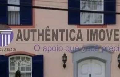 Imagem: A casa possui 5 Dormitórios, 4 Banheiros, 2 Vagas na garagem