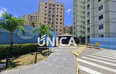 Imagem: O apartamento possui 3 Dormitórios, 1 Banheiro, 1 Vaga na garagem