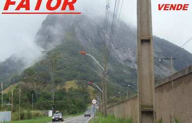 Imagem: O terreno possui 2.000m² de Área e está localizado em Arsenal