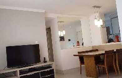 Imagem: O apartamento possui 3 Dormitórios, 1 Banheiro, 2 Vagas na