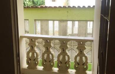 Imagem: A kitnet possui 1 Dormitório, 1 Banheiro e 1 Vaga na garagem