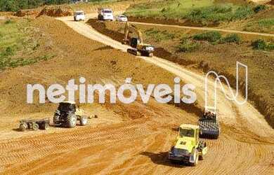 Imagem: O terreno possui 300m² de Área e está localizado em Marcílio