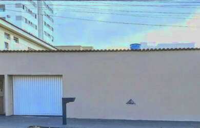 Imagem: A casa possui 5 Dormitórios, 5 Banheiros, 2 Vagas na garagem