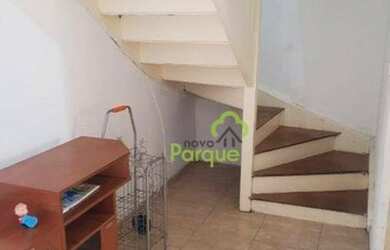 Imagem: A casa possui 3 Dormitórios, 1 Banheiro, 150m² de Área e