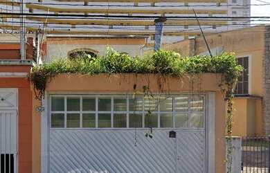 Imagem: A casa possui 5 Dormitórios, 5 Banheiros, 250m² de Área e