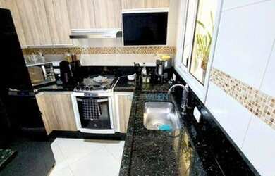 Imagem: A casa possui 2 Dormitórios, 2 Banheiros, 1 Vaga na garagem