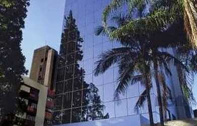 Imagem: O depósito possui 2 Vagas na garagem, 79m² de Área e está