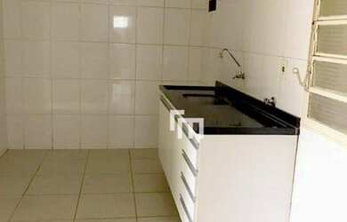 Imagem 2: Apartamento de 100 m² com 3 dormitórios no Edifício América