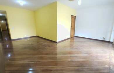 Imagem: O apartamento possui 3 Dormitórios, 3 Banheiros, 2 Vagas na