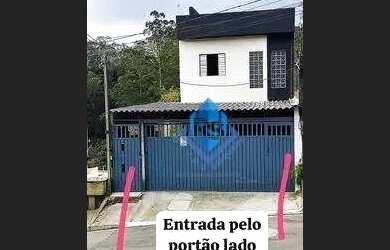 Imagem: A casa possui 2 Dormitórios, 2 Banheiros, 1 Vaga na garagem