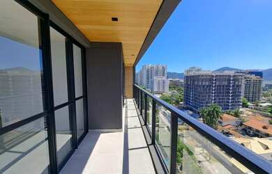 Imagem: O apartamento possui 2 Dormitórios, 2 Banheiros, 1 Vaga na