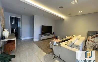 Imagem 1: Casa linda à venda no Residencial Tamboré 4