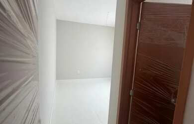 Imagem 5: Excelente casa 2/4 sendo 1 suíte localizada no Jardim dos Girassois