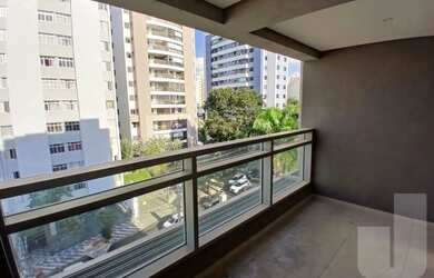 Imagem: O apartamento possui 3 Dormitórios, 2 Banheiros, 2 Vagas na