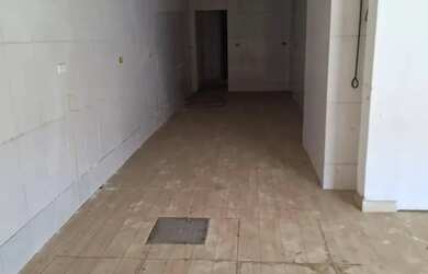 Imagem: O depósito possui 220m² de Área e está localizado em Campo