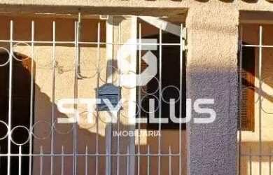 Imagem: A casa possui 3 Dormitórios, 4 Banheiros, 2 Vagas na garagem