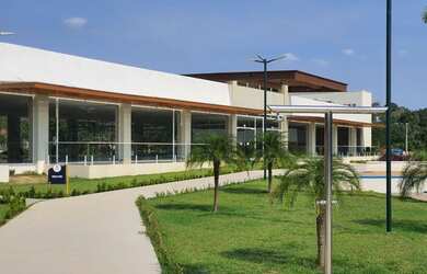 Imagem 4: Vivenda das Marinas fazendo frente com preservação e rio Tarumã