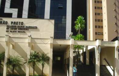 Imagem: O depósito possui 1 Vaga na garagem, 82m² de Área e está