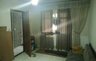 Imagem: A casa possui 2 Dormitórios, 3 Banheiros, 2 Vagas na garagem