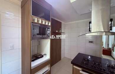 Imagem 8: Vendo casa de 5/4 sendo 02 suítes com 03 salas e 03 vagas de uso mixto...