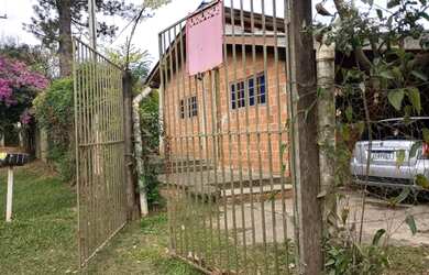 Imagem: A chácara possui 800-0m² de Área e está localizado em Anhumas