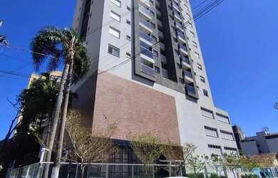 Imagem: O apartamento possui 2 Dormitórios, 1 Banheiro, 2 Vagas na