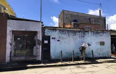 Imagem 3: Casa com 3 unidades conjugadas, sendo uma um pequeno ponto comercial