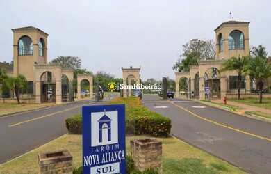 Imagem: A casa em condomínio possui 4 Dormitórios, 5 Banheiros, 4