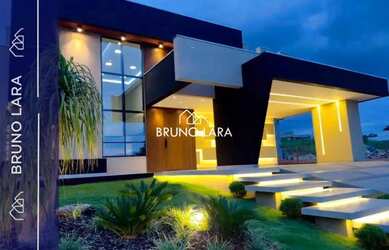 Imagem: A casa em condomínio possui 4 Dormitórios, 2 Banheiros, 4