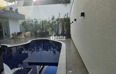 Imagem 5: Casa em condomínio com 4 quartos disponível para locação no bairro...