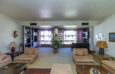 Imagem: O apartamento possui 3 Dormitórios, 3 Banheiros, 2 Vagas na