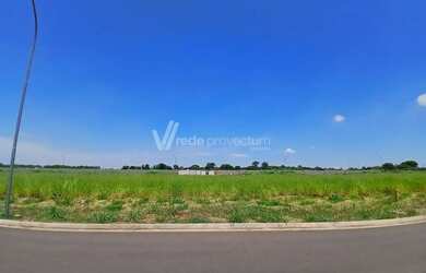 Imagem: O terreno possui 300m² de Área e está localizado em Betel