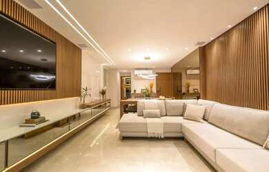 Imagem: O apartamento possui 4 Dormitórios, 5 Banheiros, 3 Vagas na