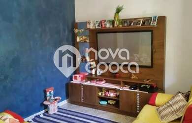 Imagem: A casa possui 4 Dormitórios, 3 Banheiros, 3 Vagas na garagem