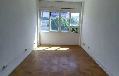 Imagem: O depósito possui 27m² de Área e está localizado em Méier