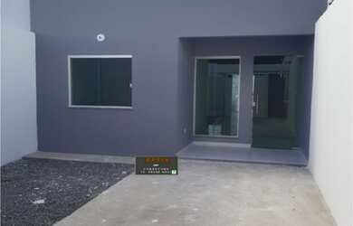 Imagem: A casa possui 2 Dormitórios e 2 Banheiros e está localizado