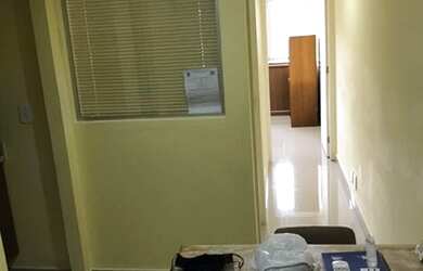 Imagem: O depósito possui 1 Vaga na garagem, 30m² de Área e está