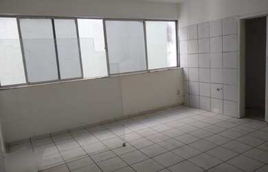 Imagem: O depósito possui 26m² de Área e está localizado em Brotas