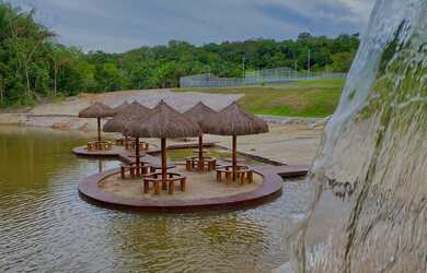 Imagem: O terreno possui 1000m² de Área e está localizado em Lírio