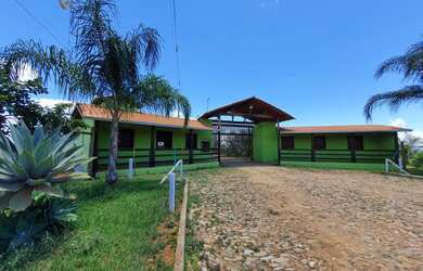 Imagem: O terreno possui 20450m² de Área e está localizado em Jaboticatubas