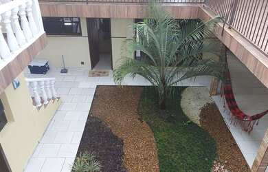 Imagem: A casa para alugar possui 4 Dormitórios, 5 Banheiros, 4 Vagas