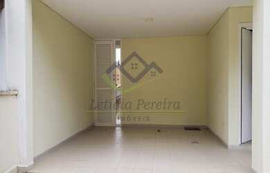 Imagem 3: ARUJÁ - Casa Padrão - JARDIM FAZENDA RINCÃO