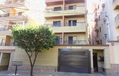 Imagem: O apartamento possui 1 Dormitório, 1 Banheiro, 1 Vaga na garagem