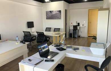 Imagem: O depósito possui 1 Vaga na garagem, 32m² de Área, Imóvel