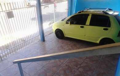 Imagem 2: casa na Gabriela 2/4. 120m² de Área, 1 Vaga na garageme2 Dormitórios