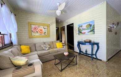 Imagem 6: Exclusividade Gisa Barros Imobiliária! Geminado com piscina no Centro de Imbé!